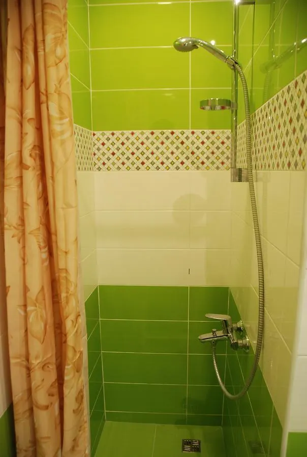 Green Apple Hostel Kyiv